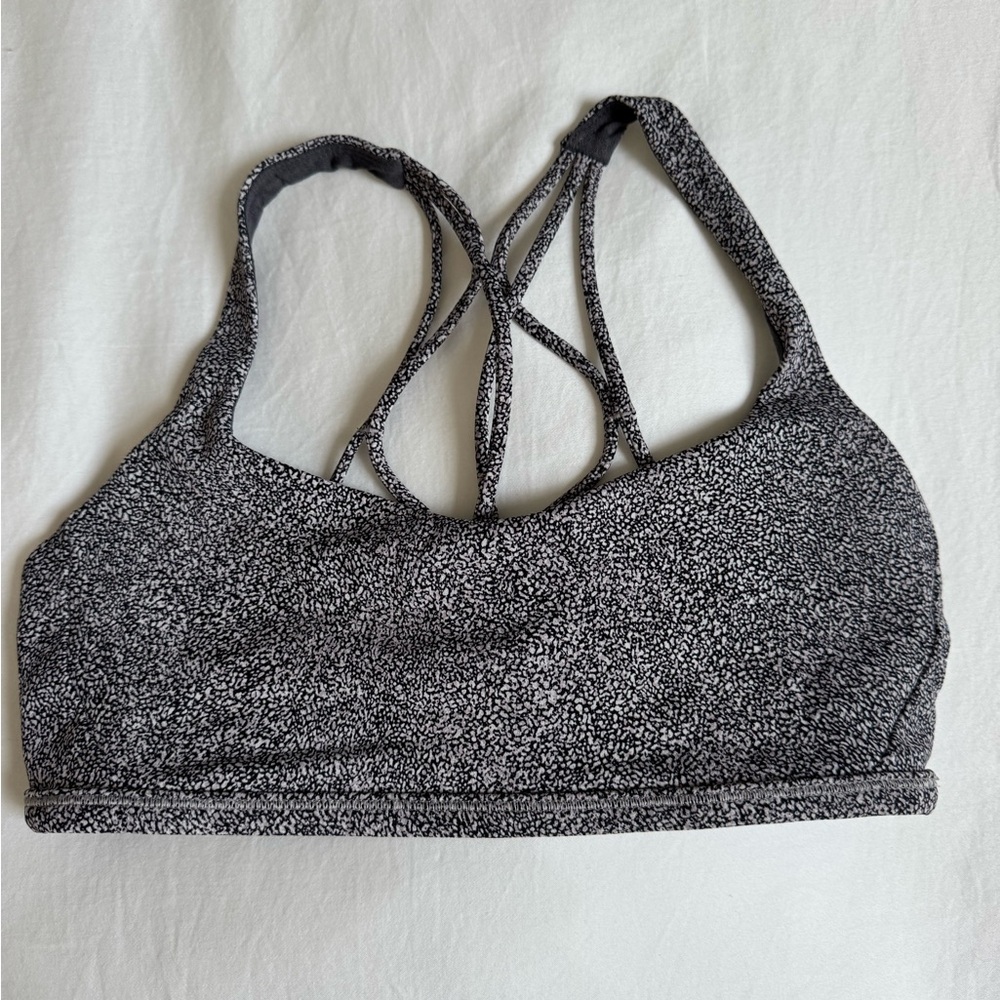 Lululemon Strappy Sports Bra size 6